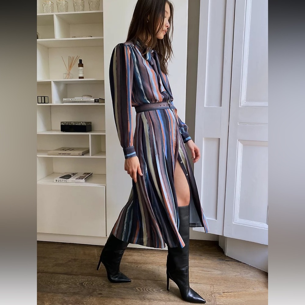 BRAND NEW! Aritzia Babaton Dress - Picture 3 of 13